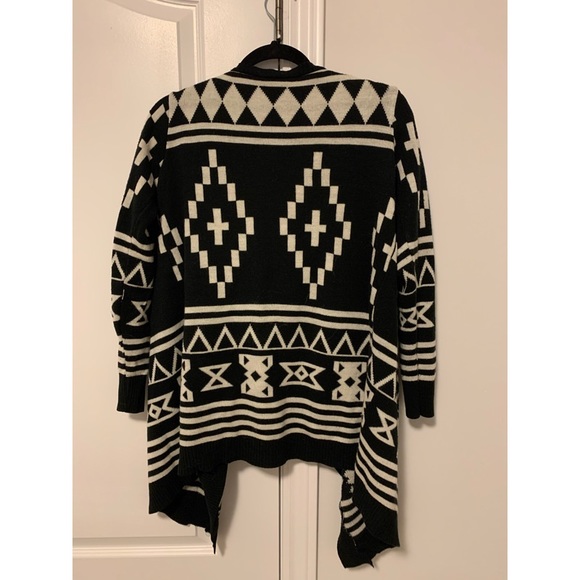 Black/white Cardigan - Picture 2 of 2